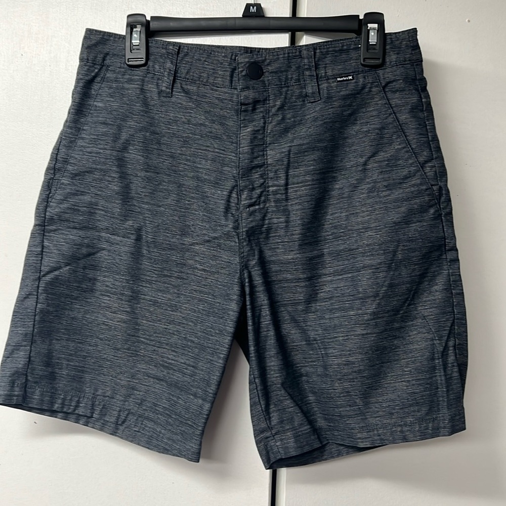 Hurley brand men’s H20-DRI fabric gray and black shorts. Great fabric!